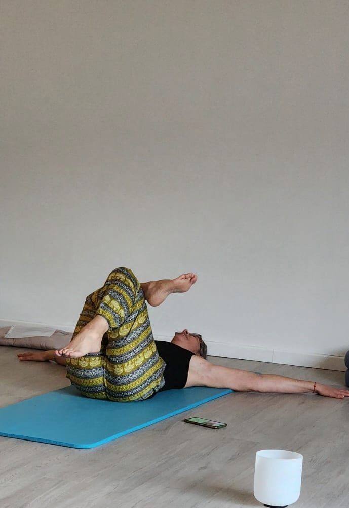 Matinée yoga mensuelle à Grasse avec Nathalie Castagna — Yoga Horizon 06